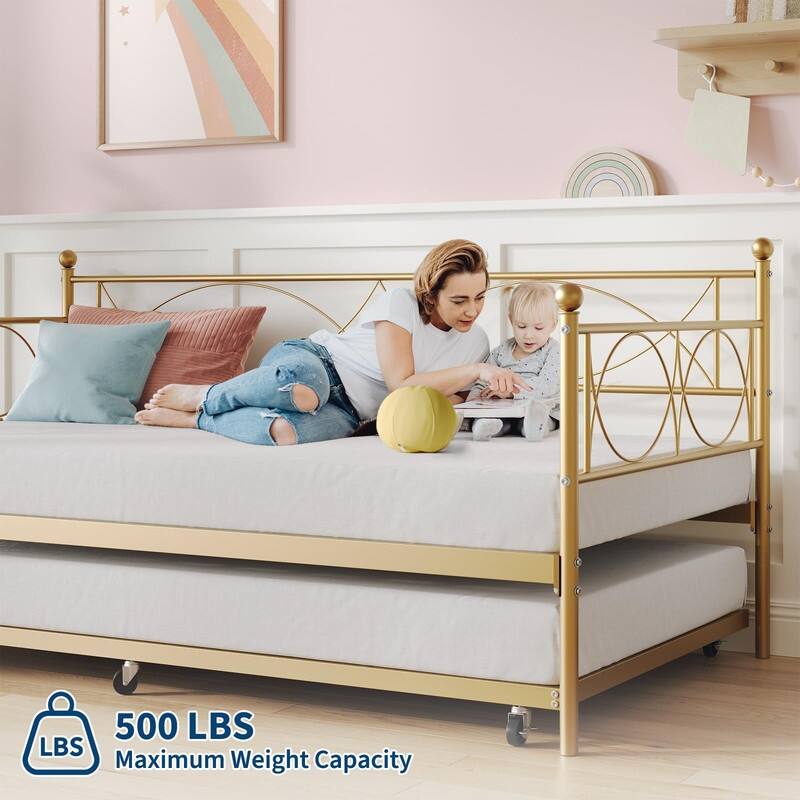 Twin Metal Daybed with Pull-Out Trundle