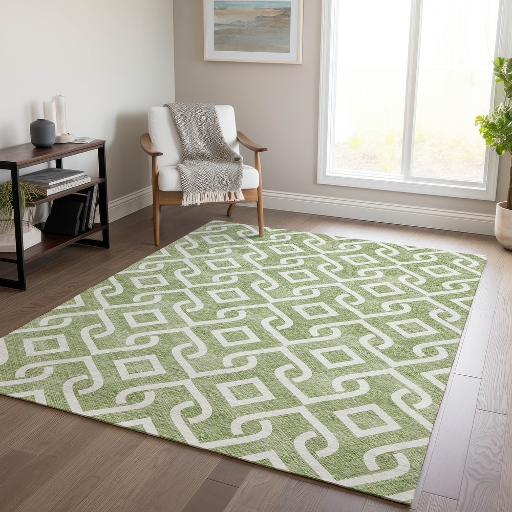 Machine Washable Indoor/ Outdoor Chantille Scroll Trellis Rug