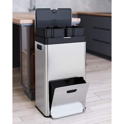 Kitchen Trash Can with Lid