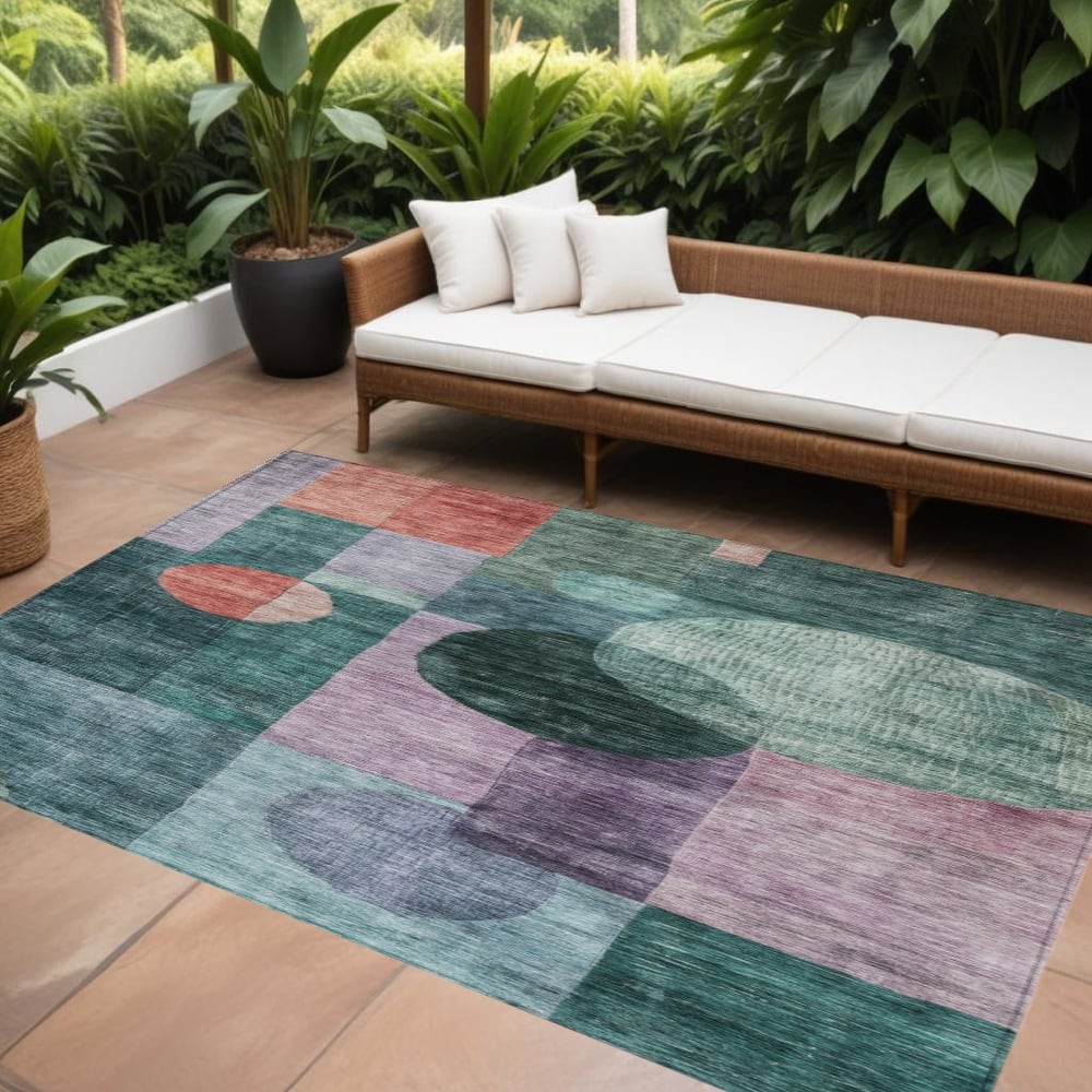 HomeRoots Geometric Transitional Rectangle Outdoor Rug
