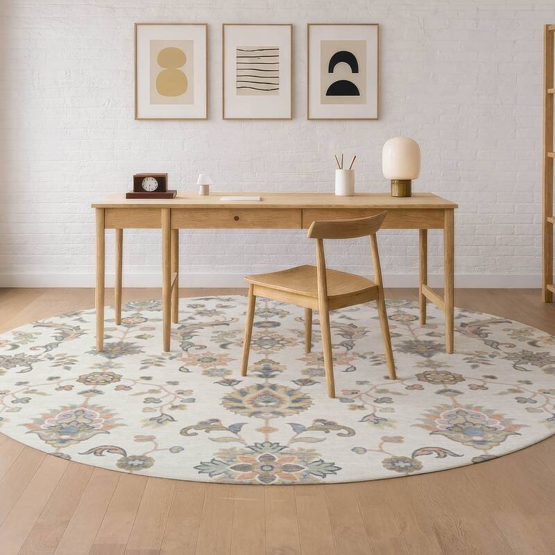 Machine Washable Indoor/ Outdoor Traditional Basalt Chantille Rug