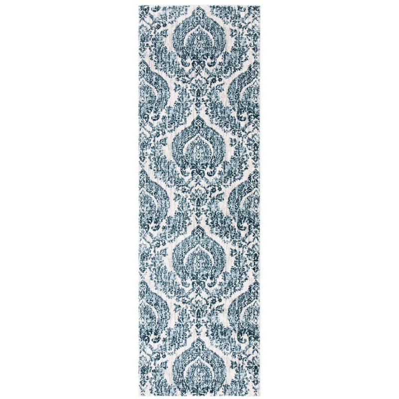 SAFAVIEH Isabella Lorrie Traditional Medallion Rug