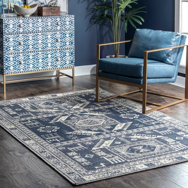Amazon Com Nuloom Lilah Medallion Vintage Area Rug 9 10 X 14 Blue Furniture Decor