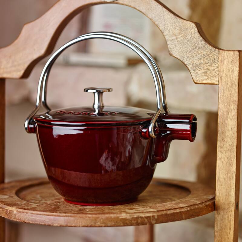 STAUB Cast Iron 1-qt Round Tea Kettle