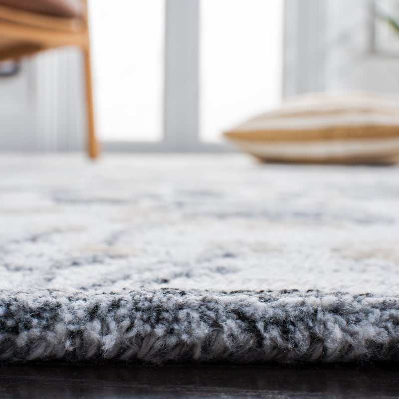 SAFAVIEH Handmade Glamour Adeliya Modern Viscose Rug