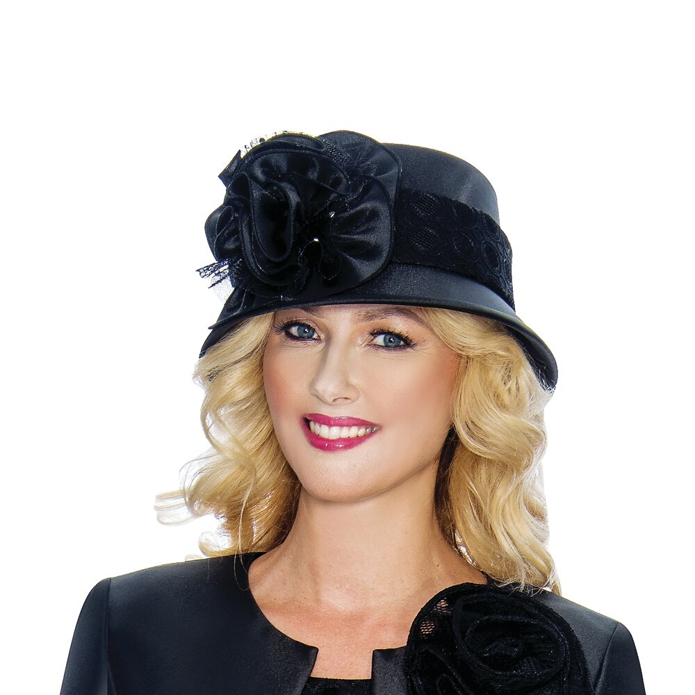 small brim hat