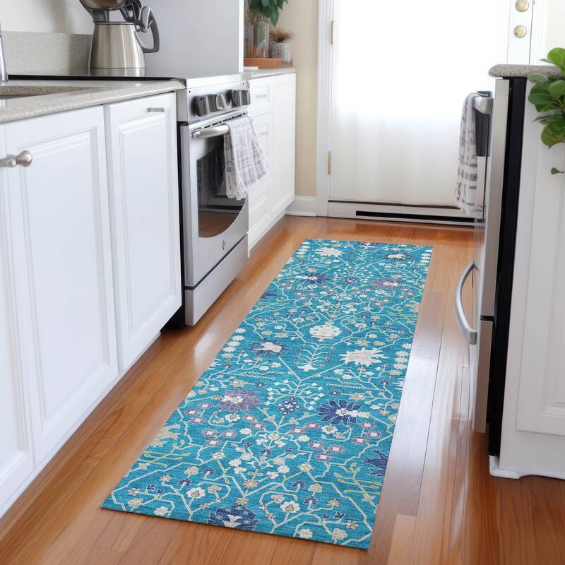 Machine Washable Indoor/ Outdoor Global Traditional Chantille Rug
