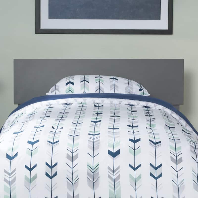 AFI Orlando Headboard with Attachable Charger