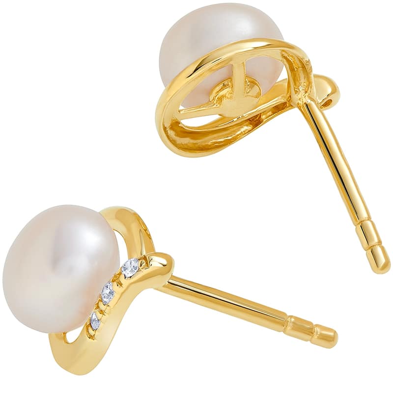14k Yellow Gold Freshwater Pearl Round Button Shape Stud Earrings