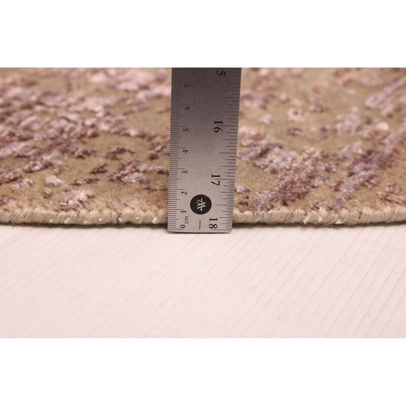 ECARPETGALLERY Hand-knotted Legacy Taupe Silk, Wool Rug - 5'11 x 5'11