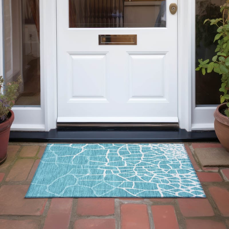 Machine Washable Indoor/ Outdoor Abstract Webby Chantille Rug