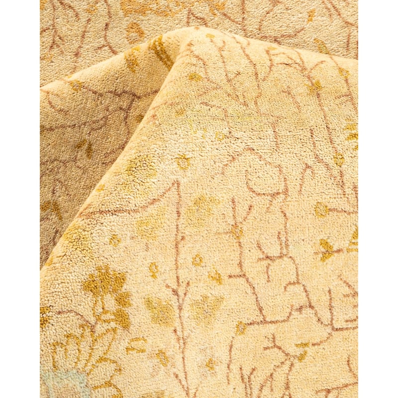 Overton Hand Knotted Wool Traditional Oriental Ivory Area Rug - 5' x 8'