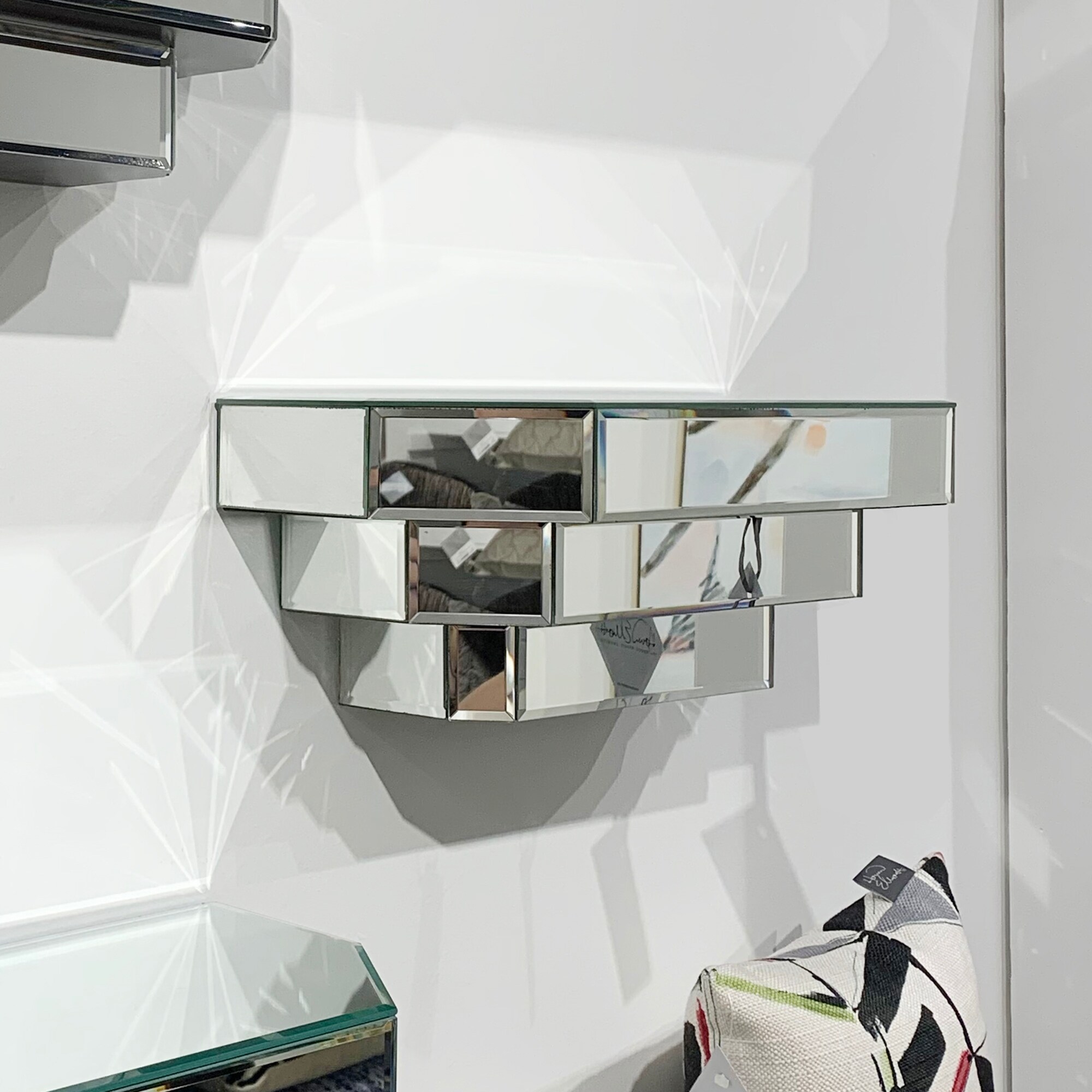 Floating Mirrored Wall Shelf Overstock 25300311