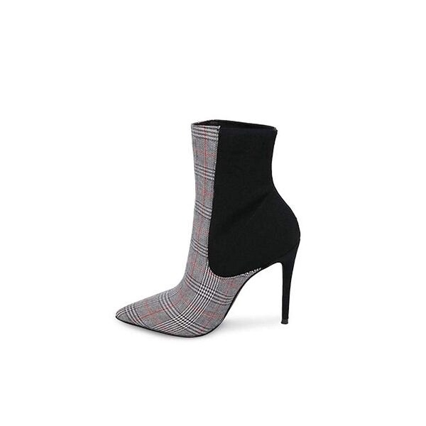 divinity bootie steve madden