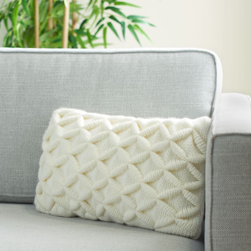 SAFAVIEH Velitchka 20-inch 3D-Diamond Ivory Decorative Pillow