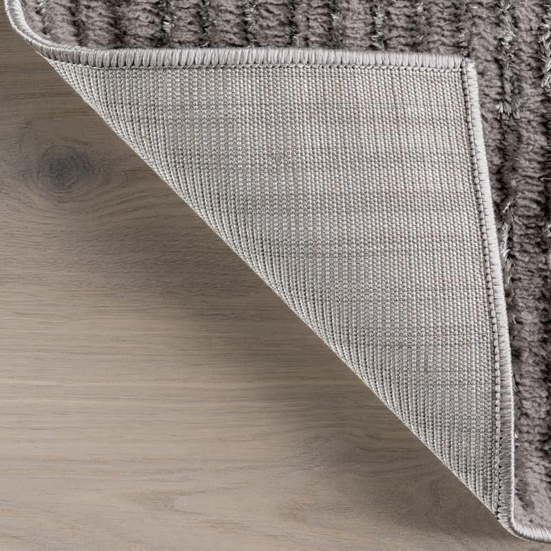 Nuloom Winnie Geometric Area Rug