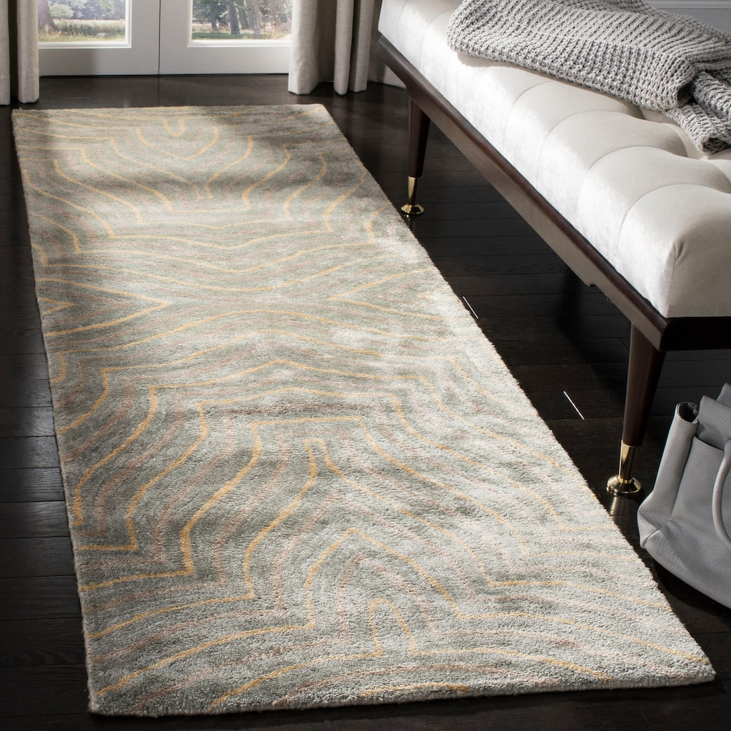 SAFAVIEH Handmade Soho Nedaa N.Z. Wool Rug