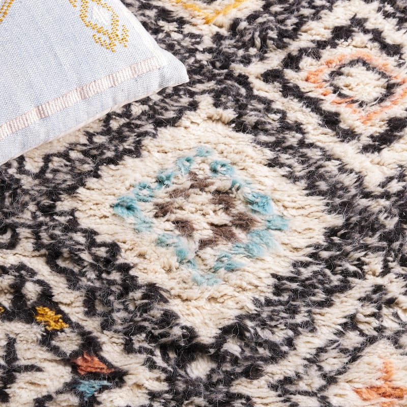SAFAVIEH Hand-knotted Kenya Farnaz Southwestern Tribal Wool Rug