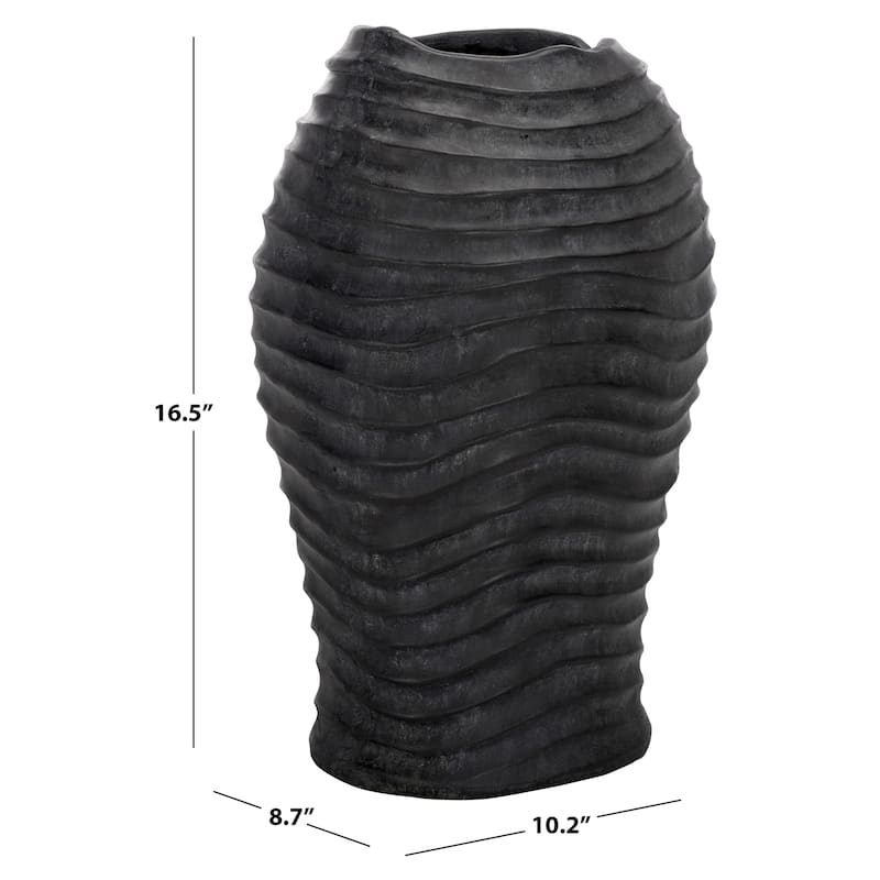 SAFAVIEH Outdoor Patio Furniture Damian Planter Pot - 10"W x 9"D x 17"H