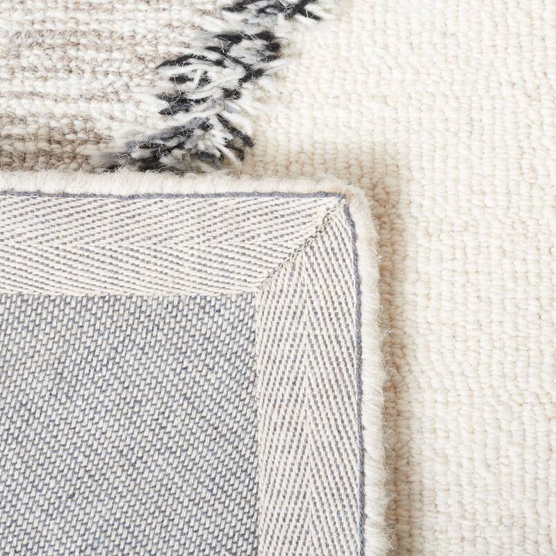 SAFAVIEH Handmade Casablanca Shag Xavi Moroccan Wool Rug