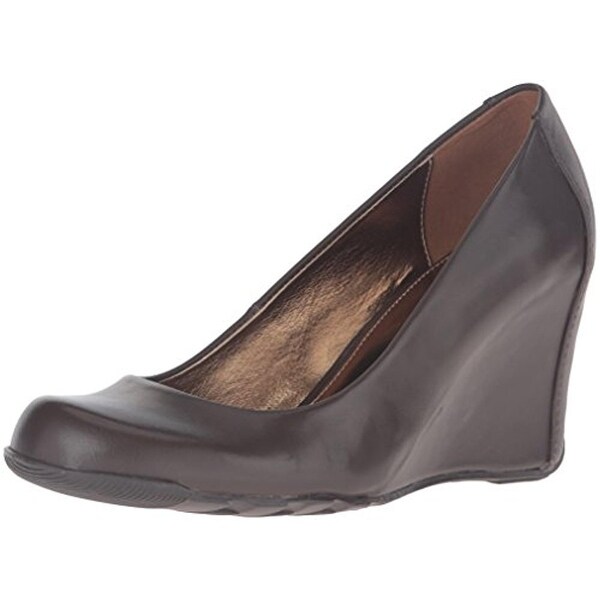 kenneth cole reaction did u tell wedge pumps