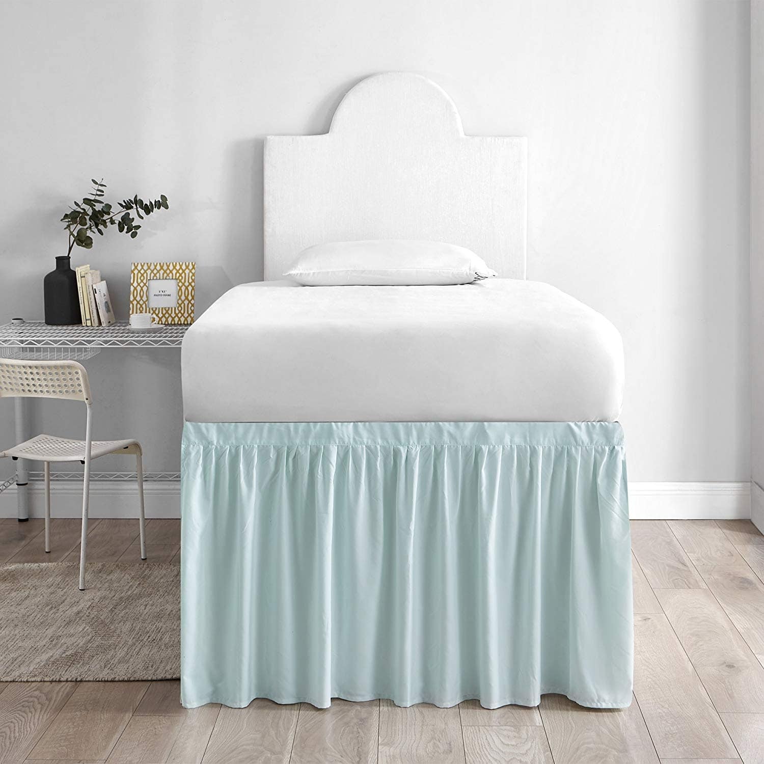 Option hint of mint