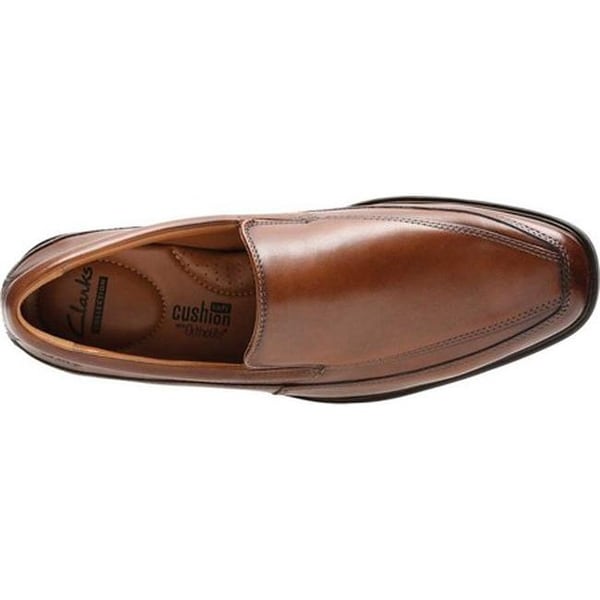 clarks tilden free dark tan
