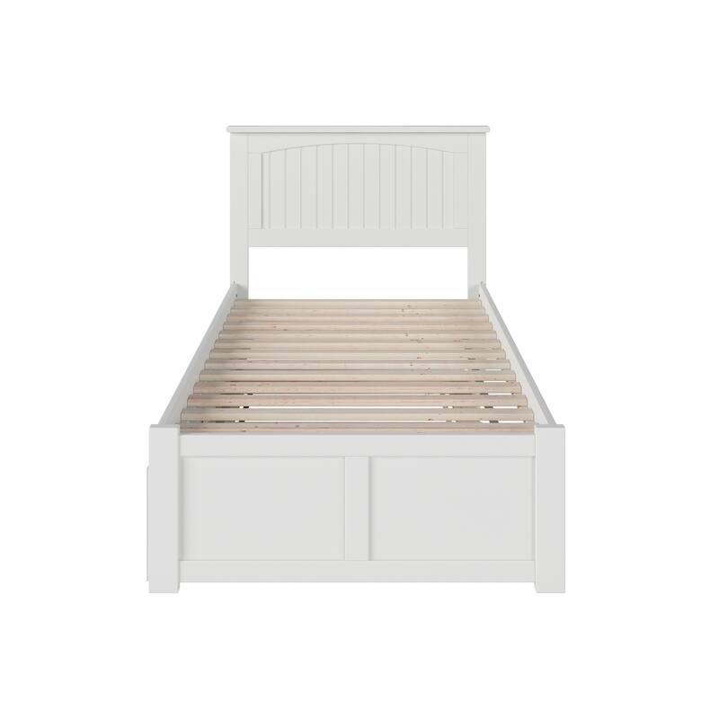 Nantucket Bed with Footboard and Twin Extra Long Trundle