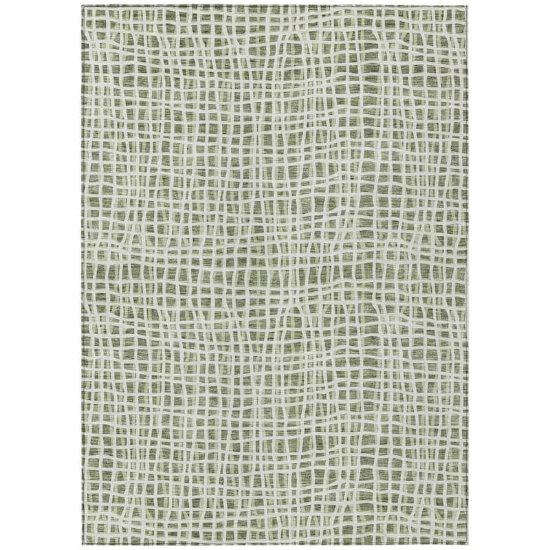HomeRoots Striped Transitional Rectangle Outdoor Rug - 5' X 8'