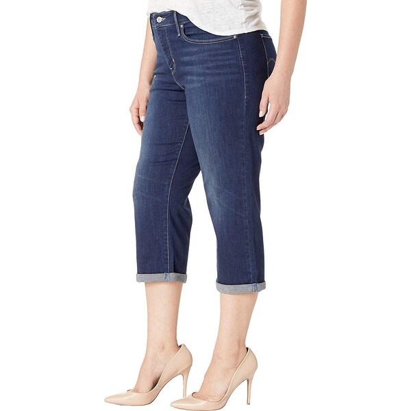 levi capris plus size