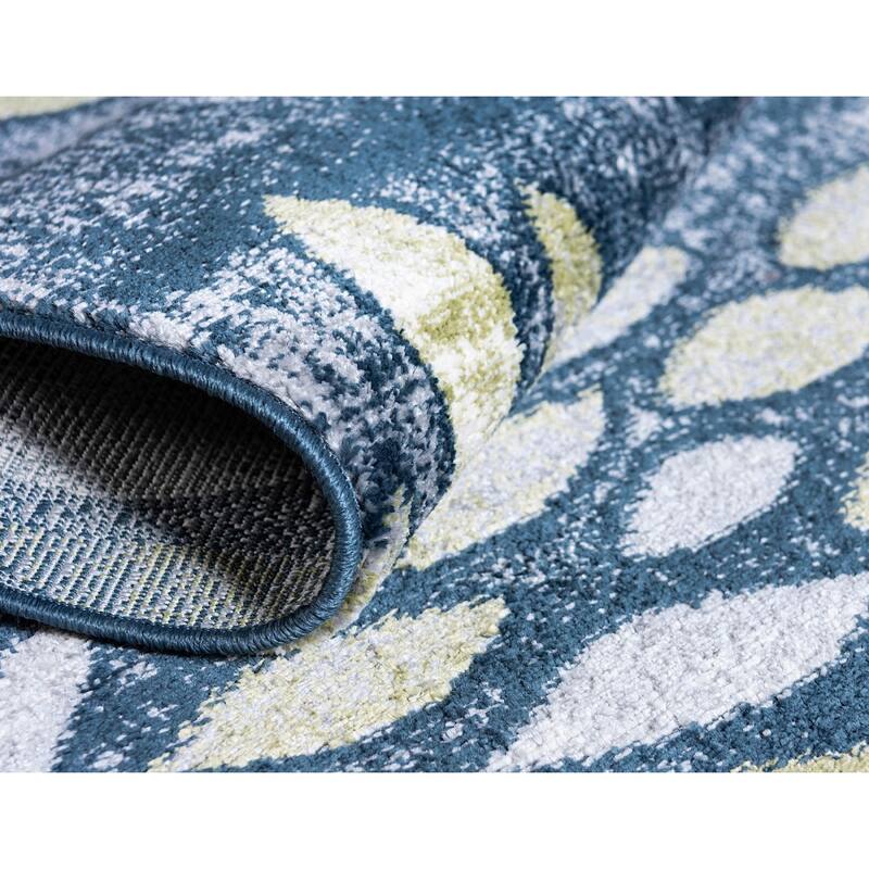 Contemporary Synnove Collection Area Rug