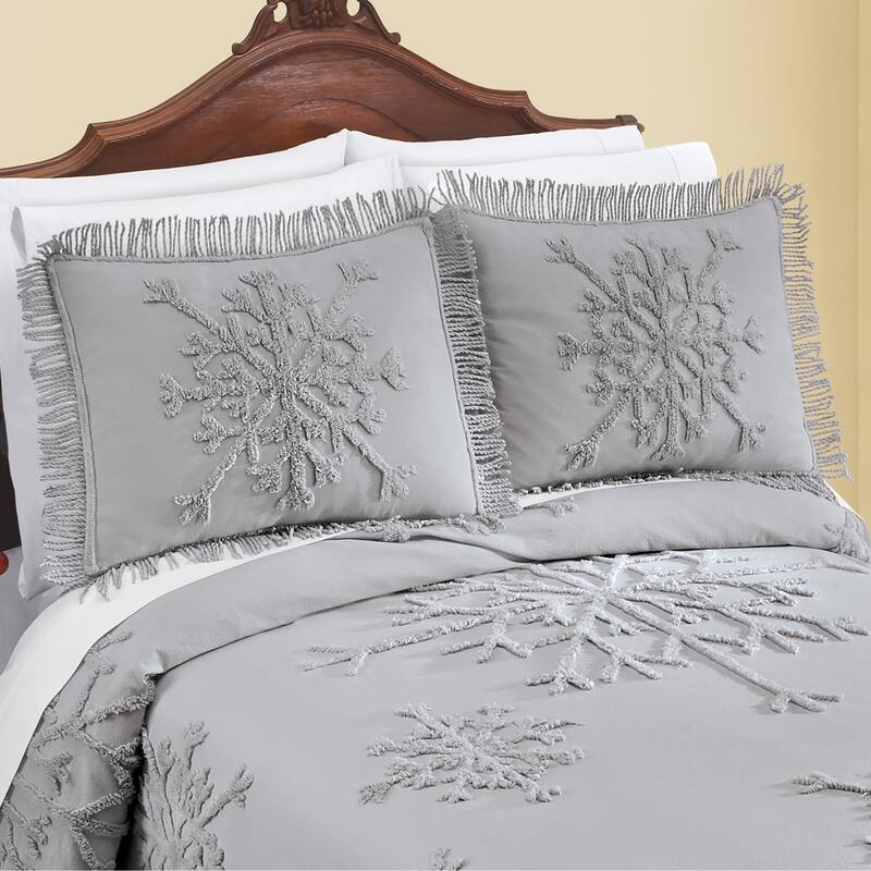 Tufted Snowflake Chenille Fringe Border Pillow Sham - Gray