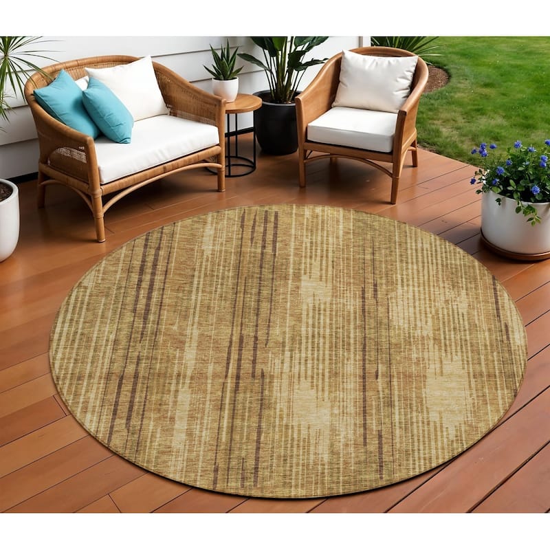 HomeRoots Striped Transitional Rectangle Outdoor Rug - 8' Round