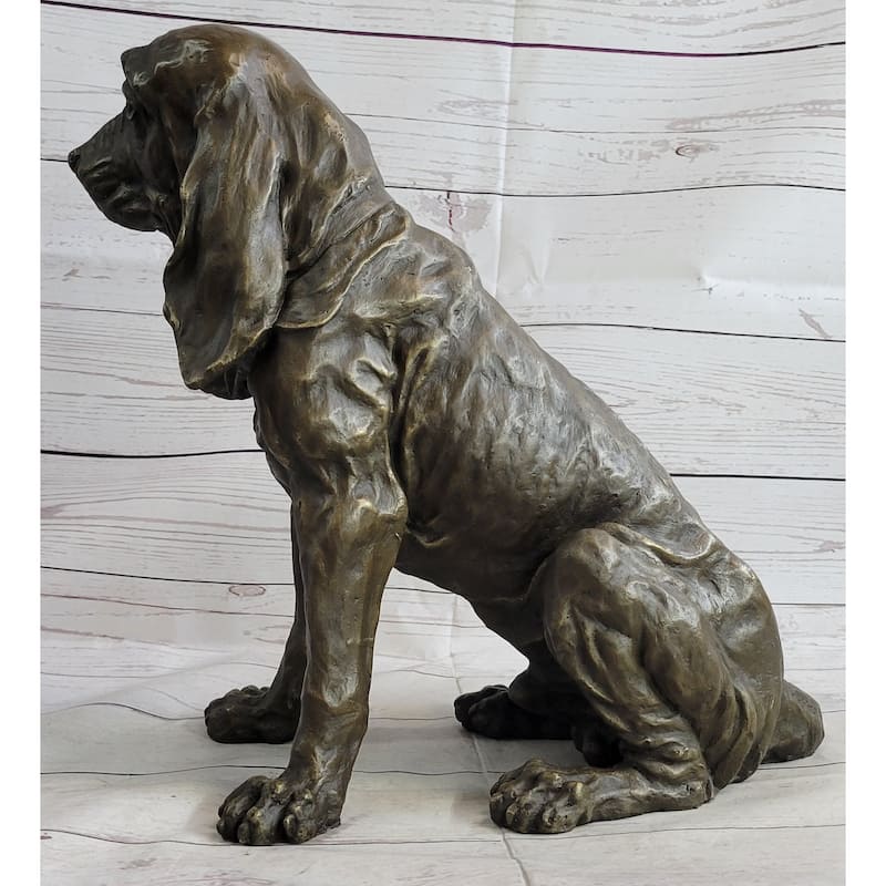 Bloodhound Bet Hound Wrinkly Dog Figure Statue Sculpture 14 Inches X 18 Inches