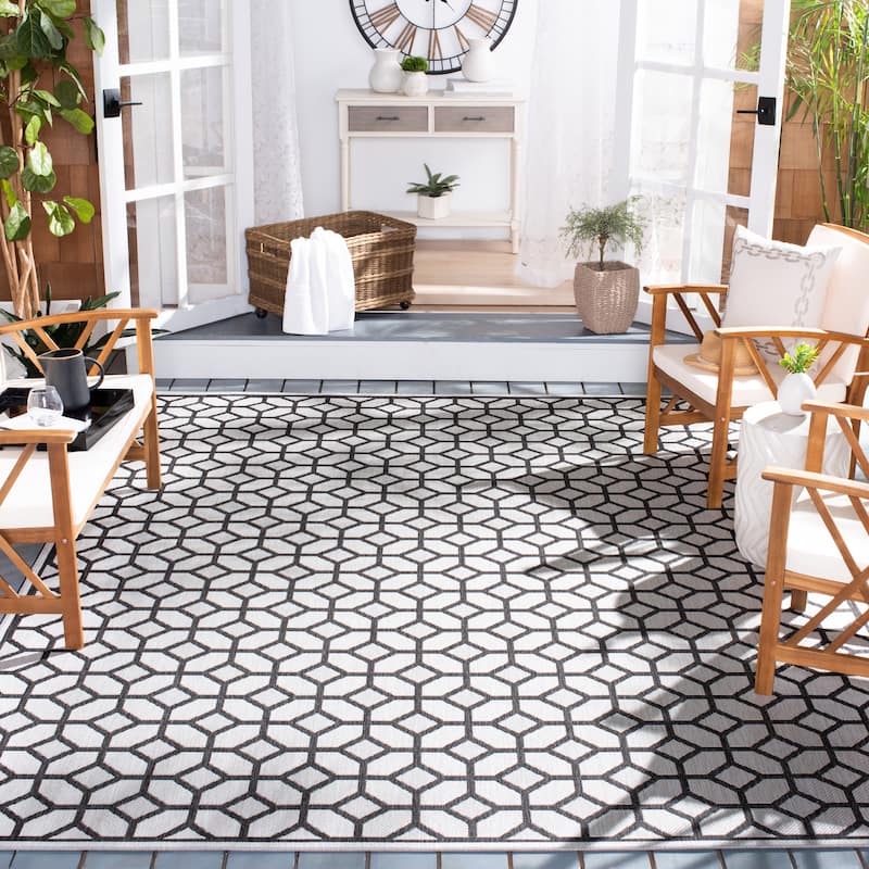 SAFAVIEH Beach House Annemari Indoor/ Outdoor Waterproof Patio Backyard Rug - 5'3" x 7'6" - Light Grey/Charcoal