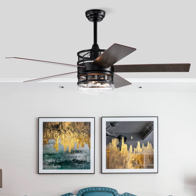 Classic Ceiling Fan Light with 5 Blades and Lighting, Speed Adjustment Function for Bedroom and Living Room