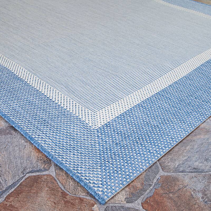 Pergola Channel Indoor/ Outdoor Area Rug