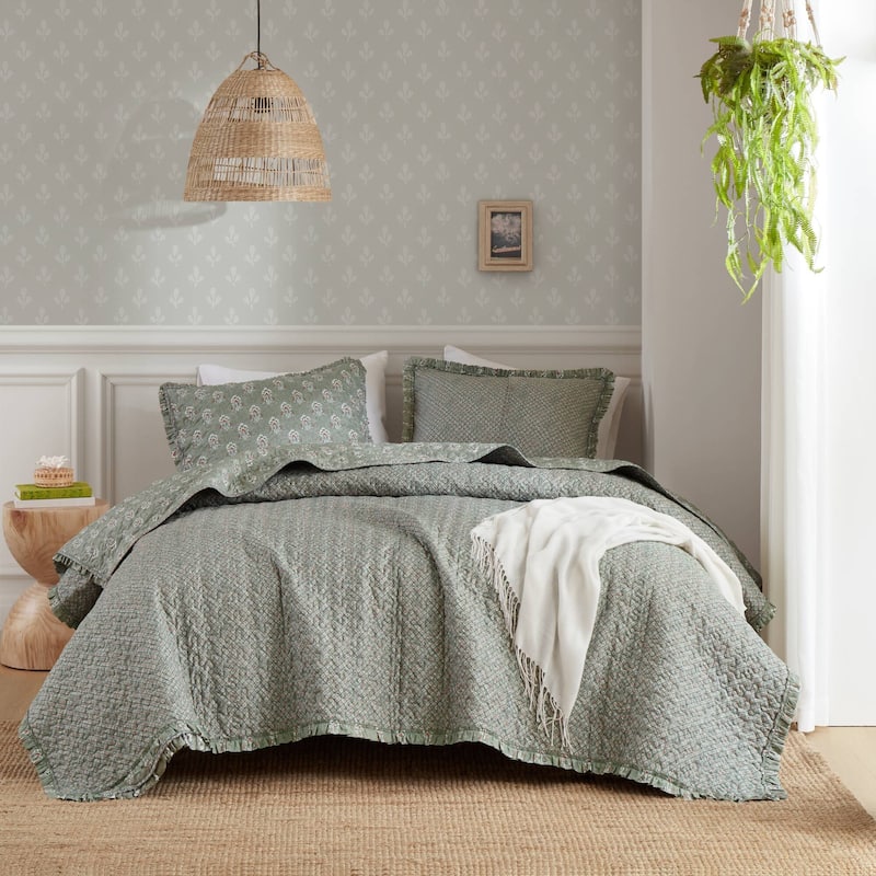 Madison ParK Linwood 3 Piece Ruffle Printed Quilt Set