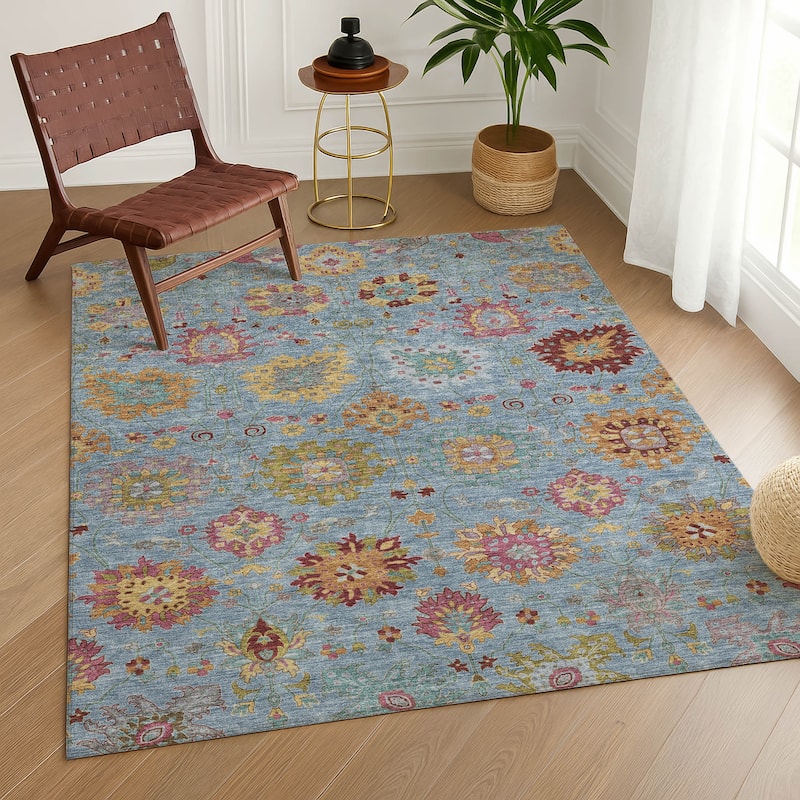 Machine Washable Indoor/ Outdoor Traditional Kashan Chantille Rug