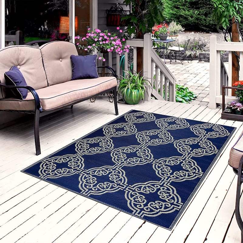 Marrakech Lightweight Reversible Recycled Plastic Outdoor Floor Mat/Rug - 4'x6' - Navy&Crème