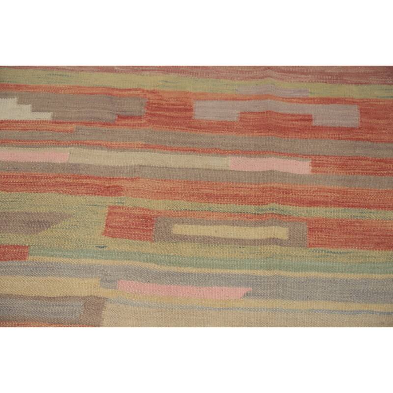 Hand Woven Southwestern Wool Multi-Colored Geometric Area Rug - 8' 1'' X 4' 11''