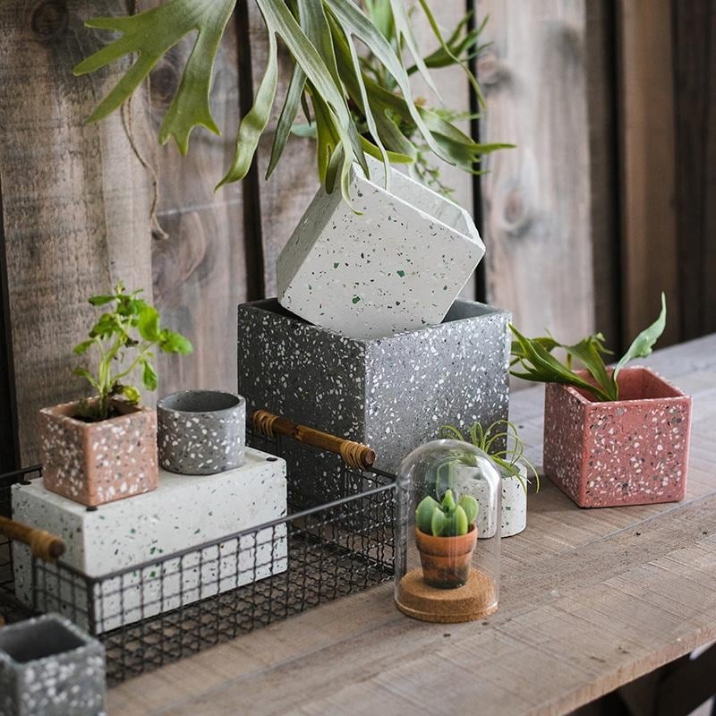 Ribbon Bag Style Concrete Garden Pot – RusticReach