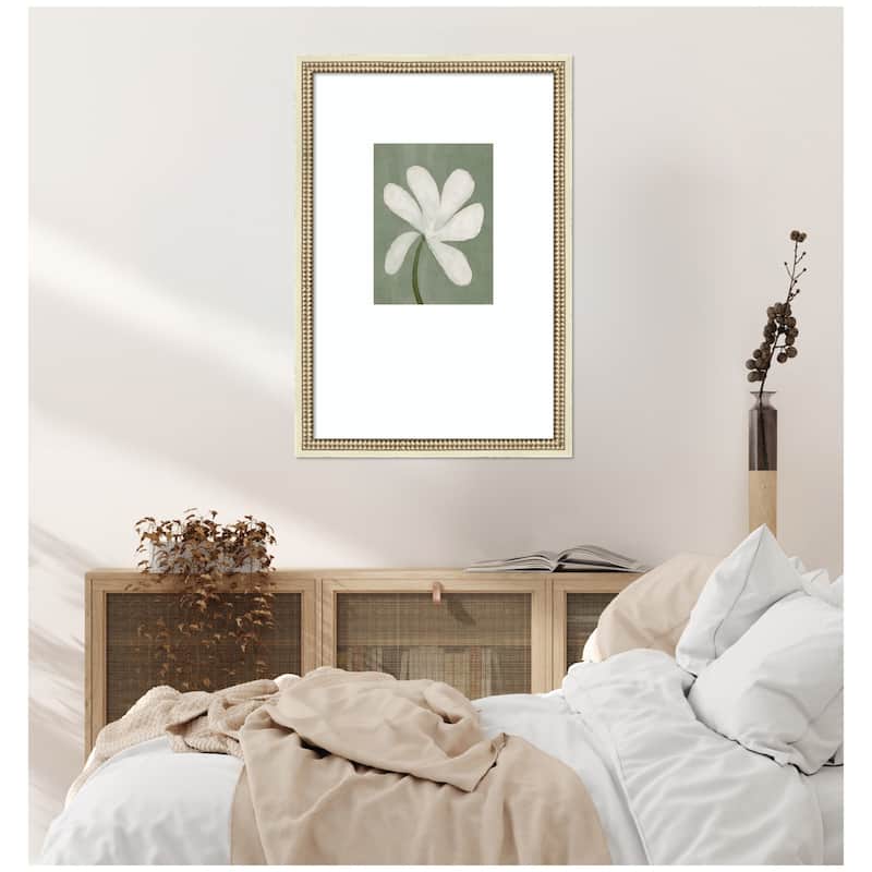 Kate and Laurel White Floral by Gabrielly Guedes Framed Wall Art Print