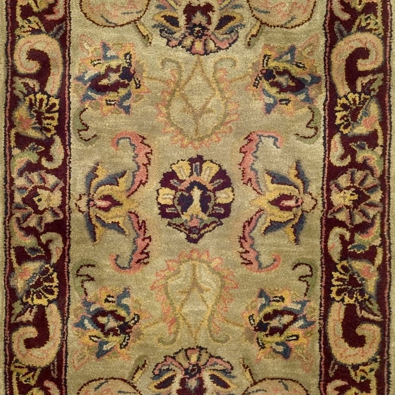 SAFAVIEH Handmade Classic Versa Traditional Oriental Wool Rug