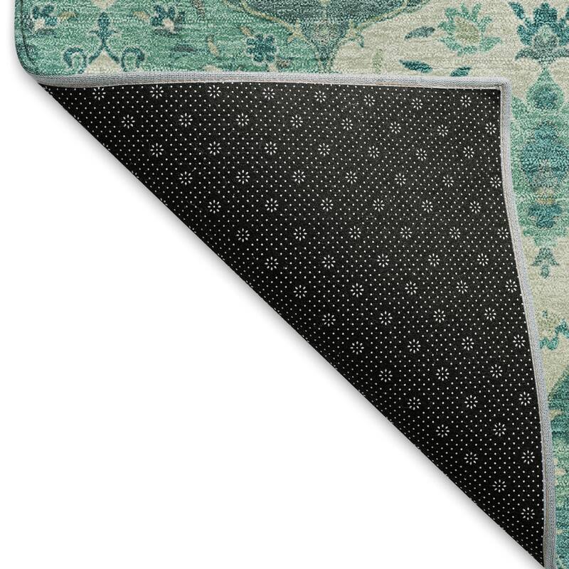 Machine Washable Indoor/ Outdoor Traditional Panel Chantille Rug