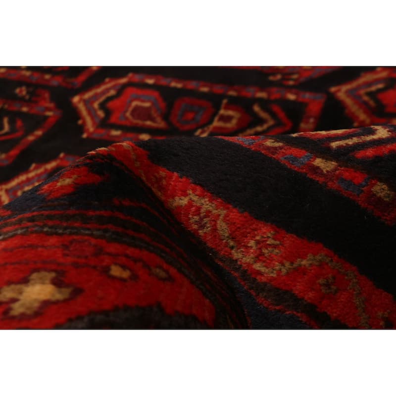 Andelz Red Rug 4'11" x 6'7" - 4'6 x 7'0
