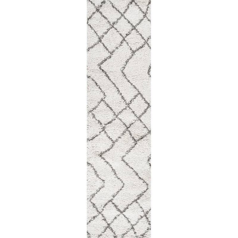 JONATHAN Y Nova Moroccan Diamond Shag Area Rug