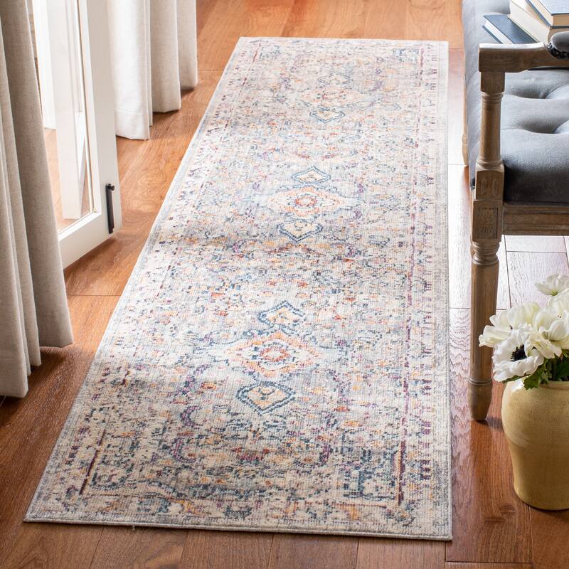 SAFAVIEH Illusion Lanette Vintage Boho Oriental Viscose Rug with - 2'3" x 8' Runner - Light Grey/Cream