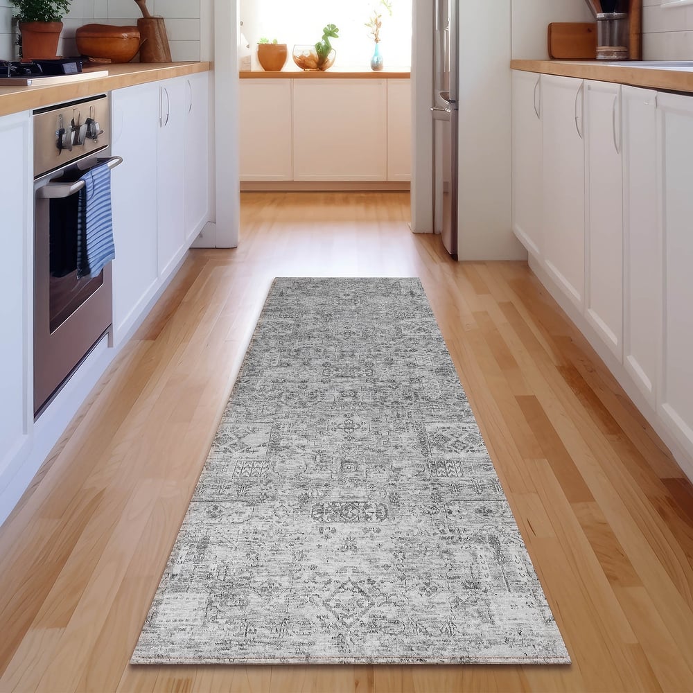 Premium Washable Super Soft Vintage Traditional Mayfield Rug