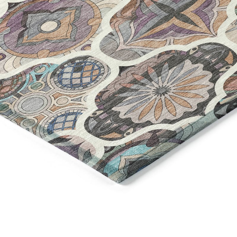 Machine Washable Indoor/ Outdoor Trellis Mosaic Chantille Rug